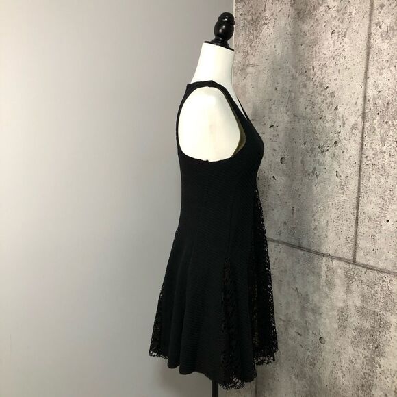 🚨 Olivaceous Tank Ribbed Lace 2 in 1 dress - Picture 2 of 12